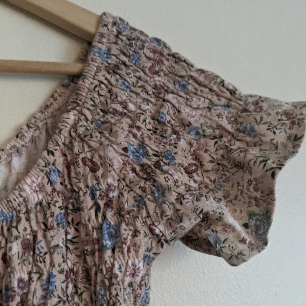 One Step Up Floral Romper Large - Picture 7 of 7